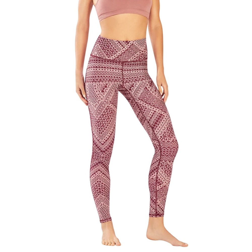 Define PowerHold® High-Waisted Leggings Size S‎